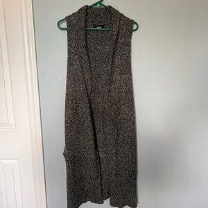 Hayden Park Long Sleeveless Women's Cardigan